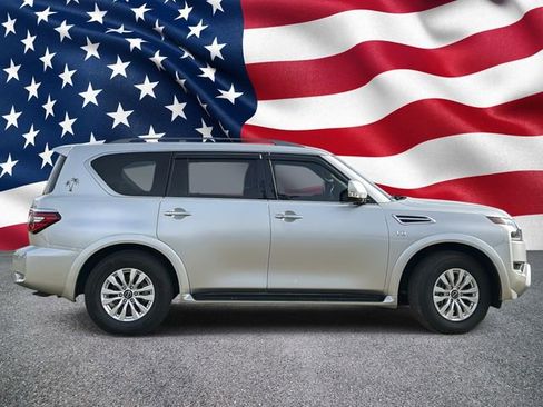 Used 2022 Nissan Armada SV image 7