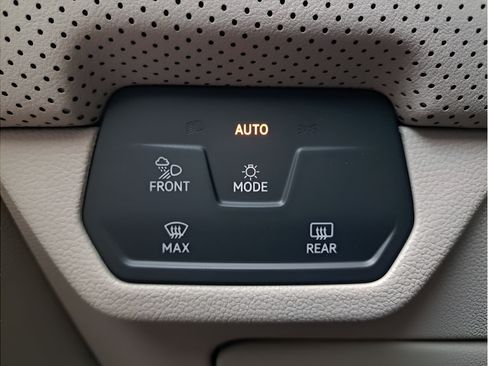 New 2025 Volkswagen Atlas SEL AWD/4WD image 24
