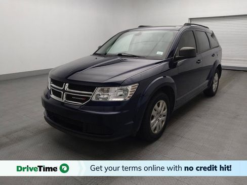 Used 2019 Dodge Journey SE FWD image 1