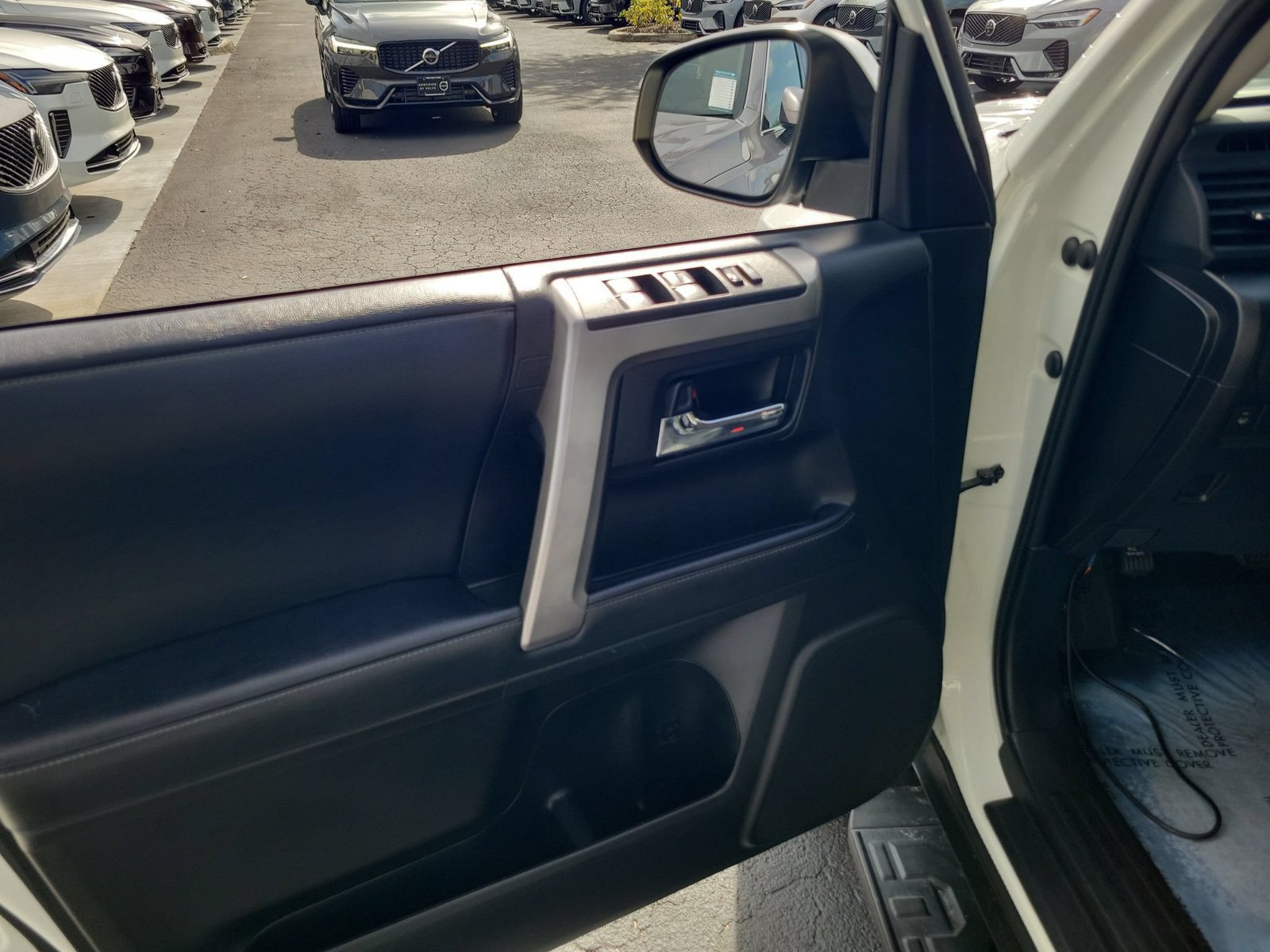 Used 2021 Toyota 4Runner SR5 Premium AWD/4WD image 18