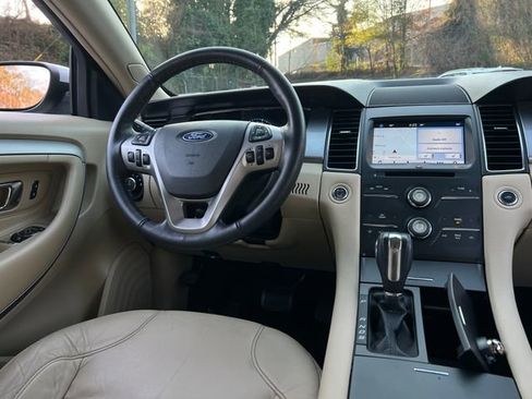 Used 2016 Ford Taurus SEL w/ Equipment Group 201A image 16