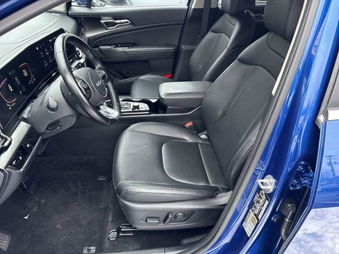 Used 2023 Kia Sportage EX image 13
