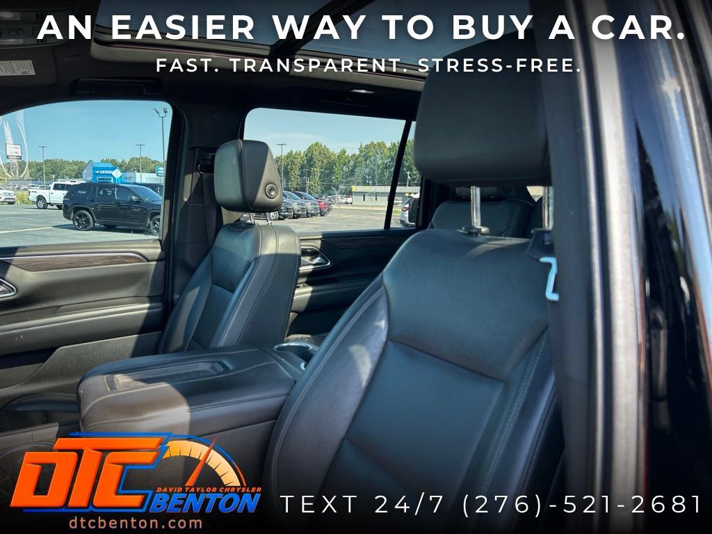 Used 2021 Chevrolet Suburban LT AWD/4WD image 7