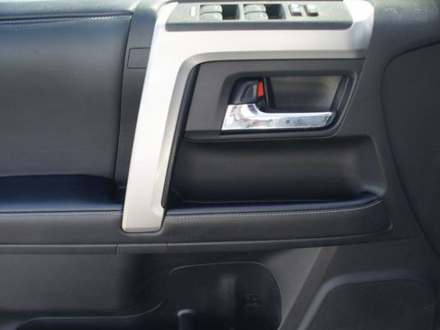 Used 2024 Toyota 4Runner SR5 AWD/4WD image 25