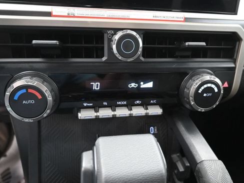 Used 2026 Toyota Tacoma TRD Sport AWD/4WD image 29
