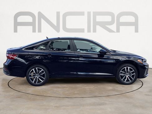 New 2026 Volkswagen Jetta SE FWD image 9