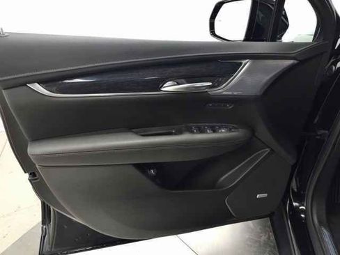 Certified 2022 Cadillac XT5 Premium Luxury image 15