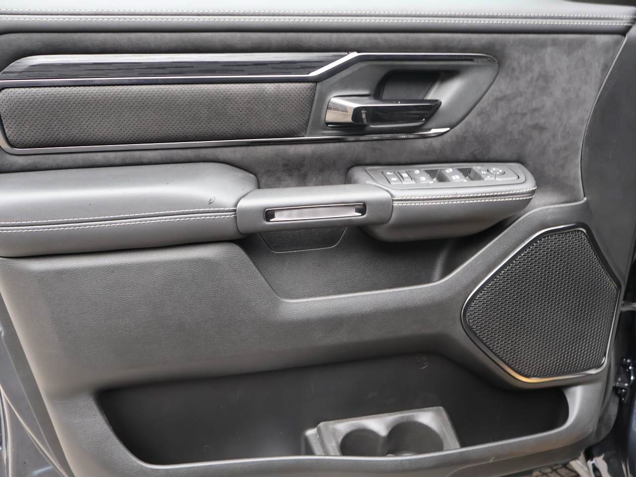 New 2026 RAM 1500 RHO AWD/4WD image 7