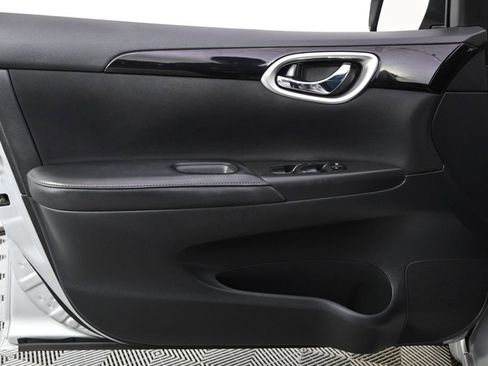 Used 2019 Nissan Sentra SV image 22