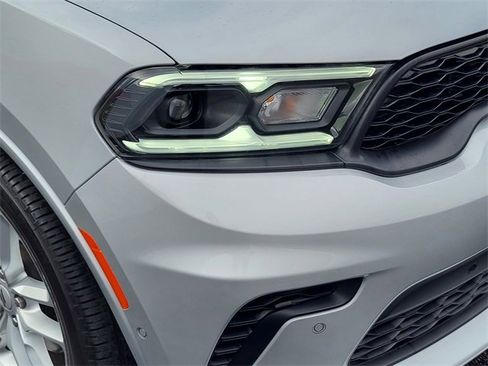 Certified 2025 Dodge Durango R/T w/ Trailer Tow Group IV image 5