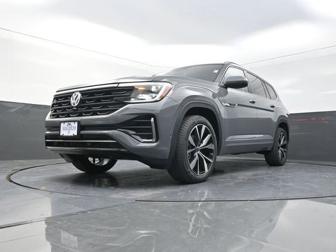 New 2026 Volkswagen Atlas SEL Premium R-Line image 23