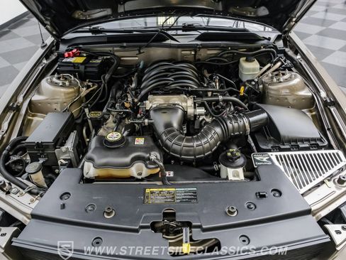 Used 2005 Ford Mustang GT image 37