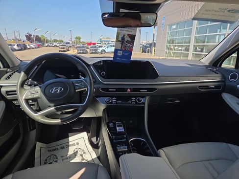 Used 2023 Hyundai Sonata Limited FWD image 15