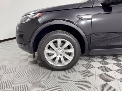 Used 2019 Land Rover Discovery Sport SE AWD/4WD image 13