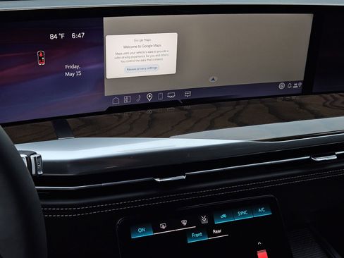 New 2026 Cadillac Escalade ESV Platinum Sport w/ LPO, ONYX Package AWD/4WD image 17