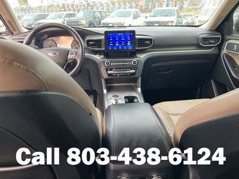 Used 2020 Ford Explorer XLT w/ Equipment Group 202A image 17