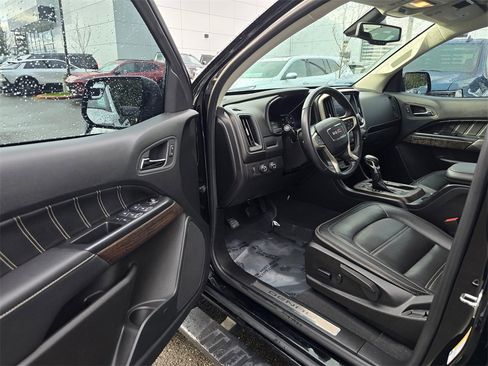 Used 2022 GMC Canyon Denali w/ Denali Black Edition Package image 19