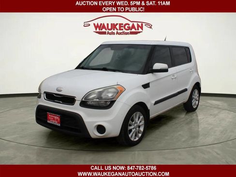 Used 2013 Kia Soul + w/ Audio Pkg image 1