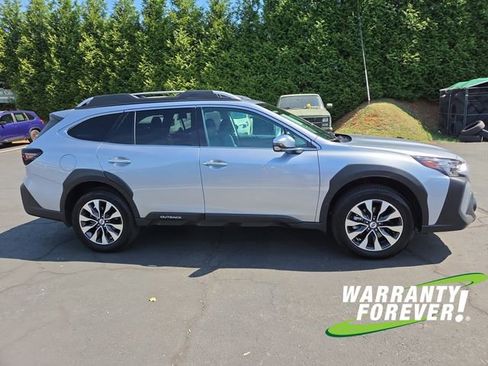 Certified 2025 Subaru Outback Touring AWD/4WD image 8