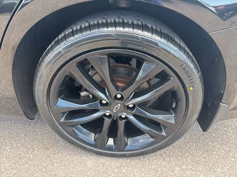 Used 2020 Chevrolet Malibu LT w/ Leather Package FWD image 31