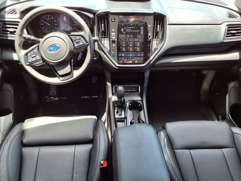 Used 2025 Subaru Ascent Bronze Edition AWD/4WD image 4