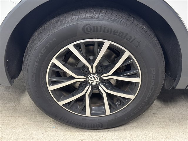 Used 2021 Volkswagen Tiguan SEL FWD image 10