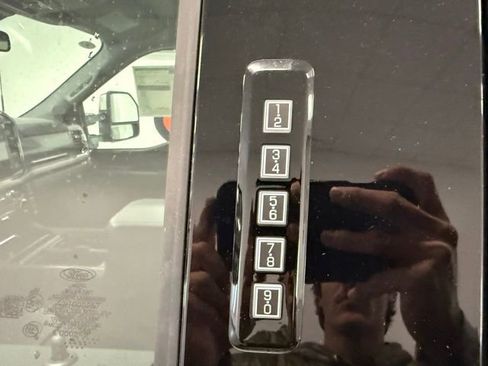 New 2026 Ford F250 Lariat w/ Lariat Premium Package image 23