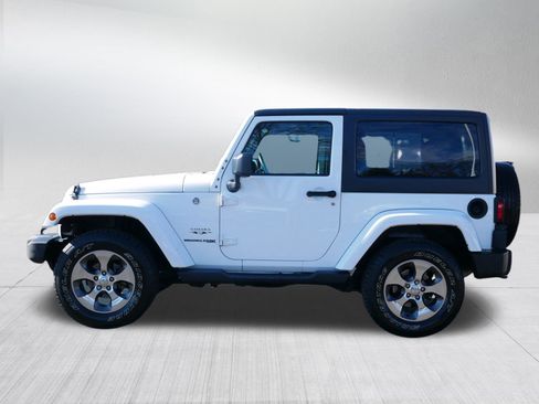 Used 2018 Jeep Wrangler Sahara w/ Connectivity Group image 4