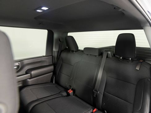 Used 2022 Chevrolet Silverado 2500 Custom w/ Custom Value Package AWD/4WD image 27