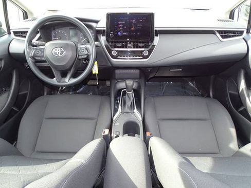 Used 2024 Toyota Corolla LE FWD image 28