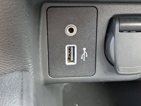 Certified 2025 Nissan Versa S FWD image 21