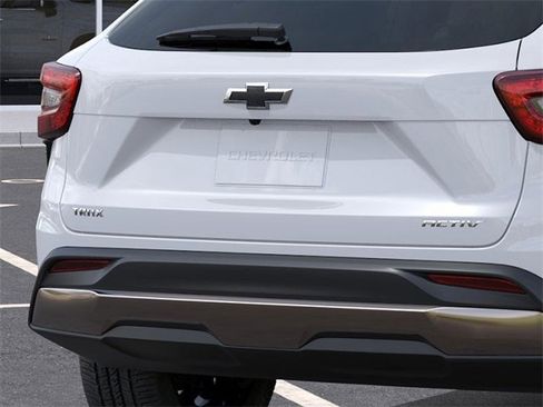 New 2026 Chevrolet Trax ACTIV image 14