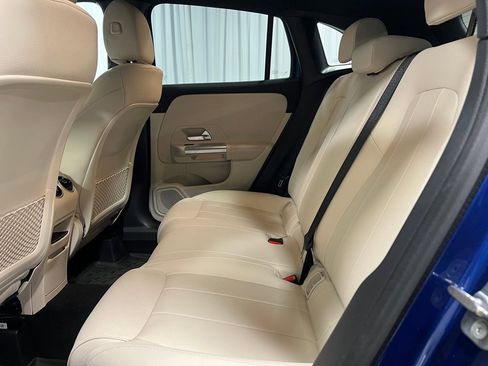 Used 2025 Mercedes-Benz GLA 250 GLA 250 image 25