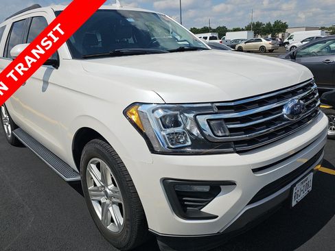 Used 2018 Ford Expedition XLT w/ Equipment Group 202A RWD image 5