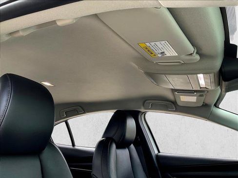 Used 2019 MAZDA MAZDA3 Sedan w/ Preferred Package FWD image 16