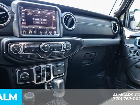 Used 2023 Jeep Wrangler Unlimited Sahara w/ LED Lighting Group AWD/4WD image 38