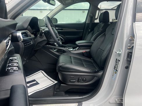 Used 2022 Kia Telluride SX w/ Nightfall Edition Package AWD/4WD image 10
