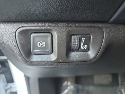Used 2023 GMC Acadia SLT FWD image 27