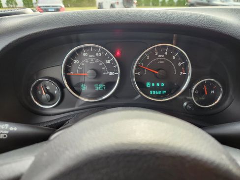 Used 2016 Jeep Wrangler Unlimited Sport w/ Quick Order Package 24S AWD/4WD image 24