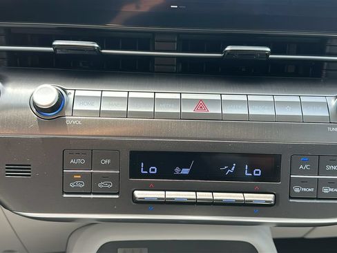 Used 2026 Hyundai Kona SEL Sport FWD image 25