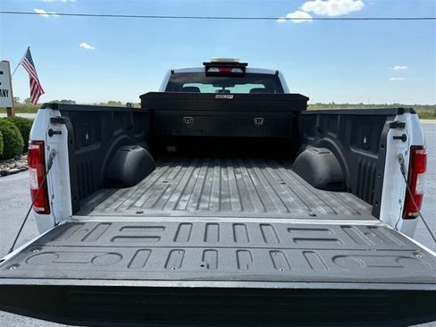 Used 2019 Ford F150 XLT w/ Trailer Tow Package RWD image 19