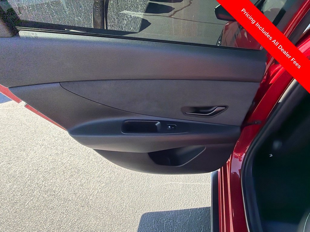Used 2025 Hyundai Elantra N FWD image 21