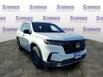 Certified 2025 Honda Pilot TrailSport