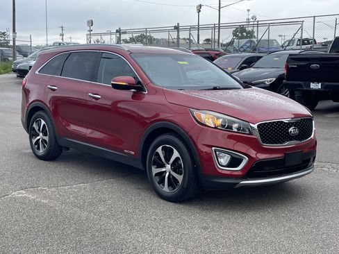 Used 2018 Kia Sorento EX AWD/4WD image 1