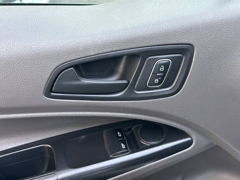 Certified 2022 Ford Transit Connect XL image 19