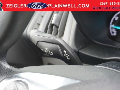 Used 2021 Ford Transit Connect XL image 17