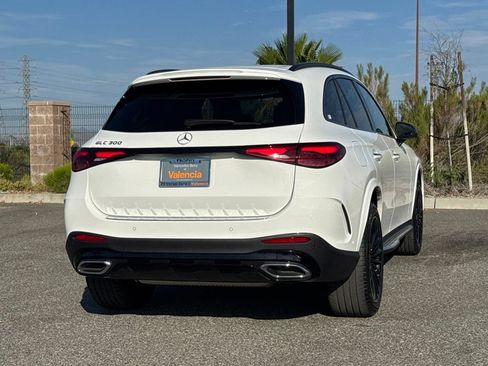 Certified 2026 Mercedes-Benz GLC 300 image 9