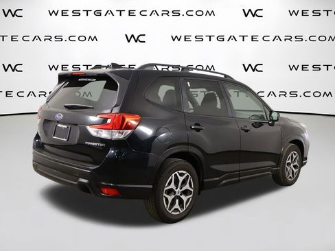 Used 2019 Subaru Forester Premium w/ All-Weather Package image 42