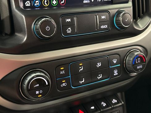 Used 2022 Chevrolet Colorado ZR2 w/ ZR2 Dusk Special Edition image 34