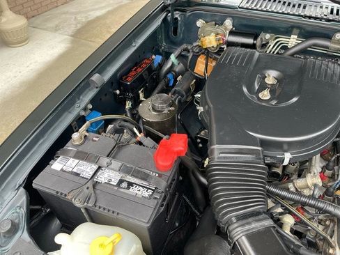 Used 1994 Nissan Pickup XE image 39